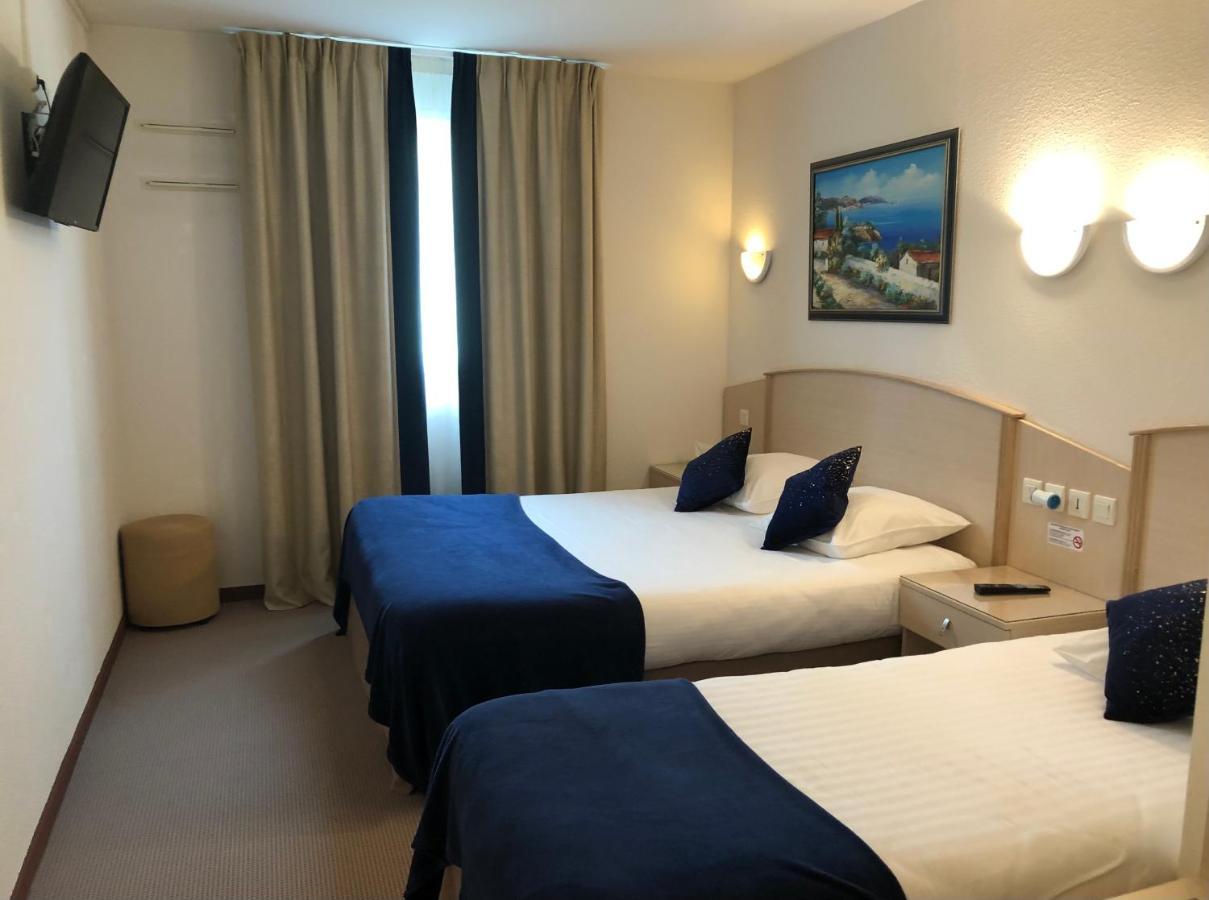 Hotel Le Kolibri Турню Екстер'єр фото