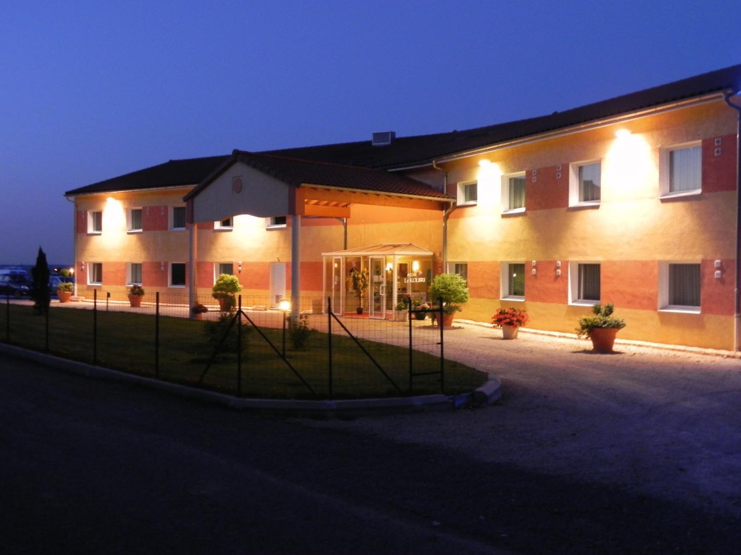 Hotel Le Kolibri Турню Екстер'єр фото