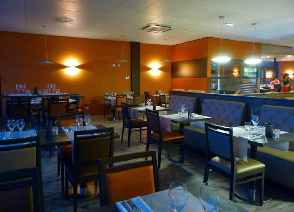 Hotel Le Kolibri Турню Екстер'єр фото