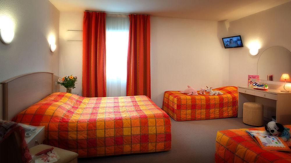 Hotel Le Kolibri Турню Екстер'єр фото